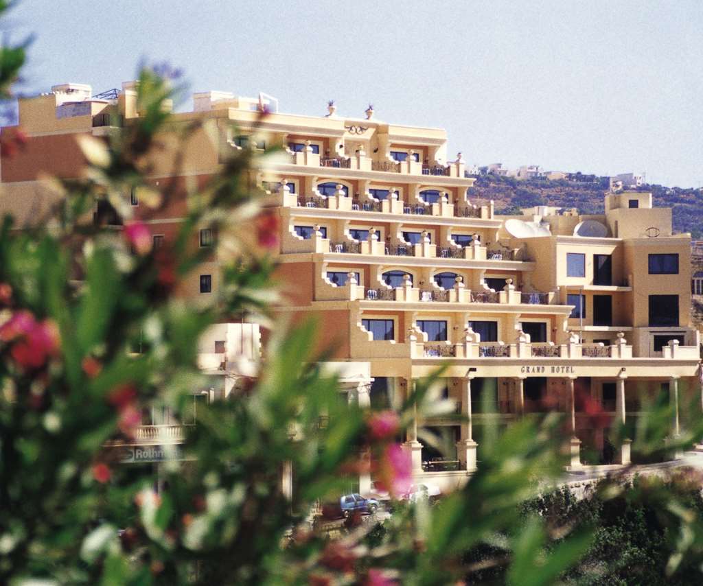 Grand Hotel Gozo Għajnsielem Esterno foto